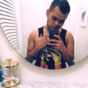 Meet your Posher, Mikey